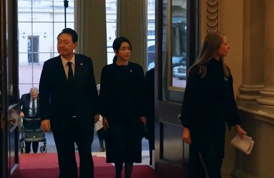 윤 대통령, 런던 도착···엘리자베스 2세 국장 참석
