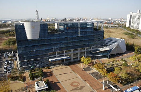 옹진군, X-RAY 작전 14위 전사자 추모행사 개최