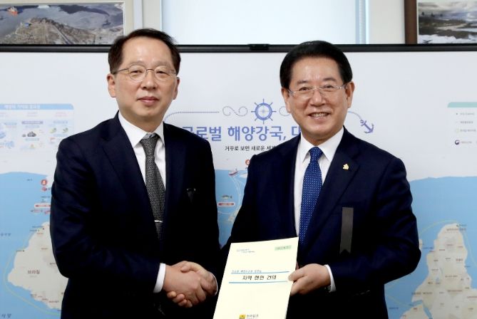 김영록 도지사 갯벌습지정원 조성 건의(조승환 해양수산부장관 면담)