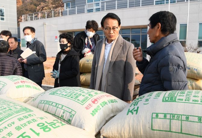 벼수매 현장 찾은 박남서 시장