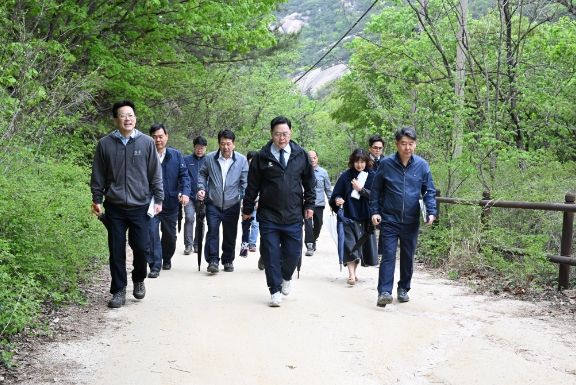 우이령길 현장간부회의