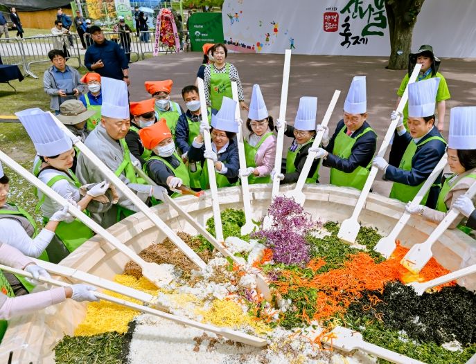 제13회 양평용문산 산나물축제 성공적으로 마무리