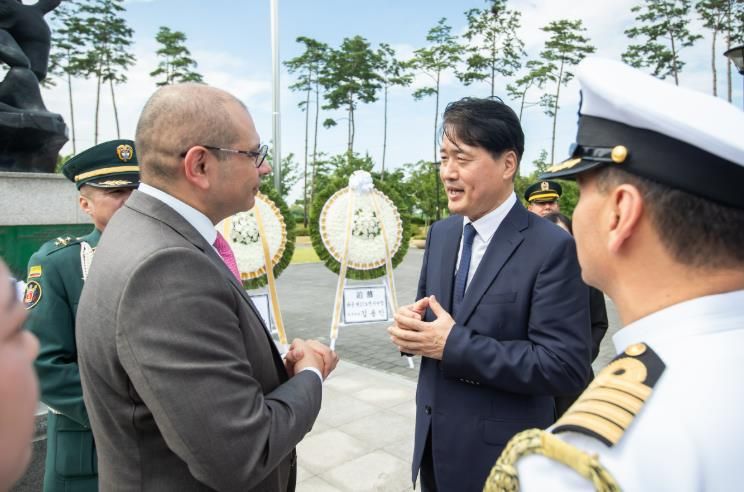 인천 서구, 콜롬비아군 참전 74주년···경명공원 기념비서 추모행사